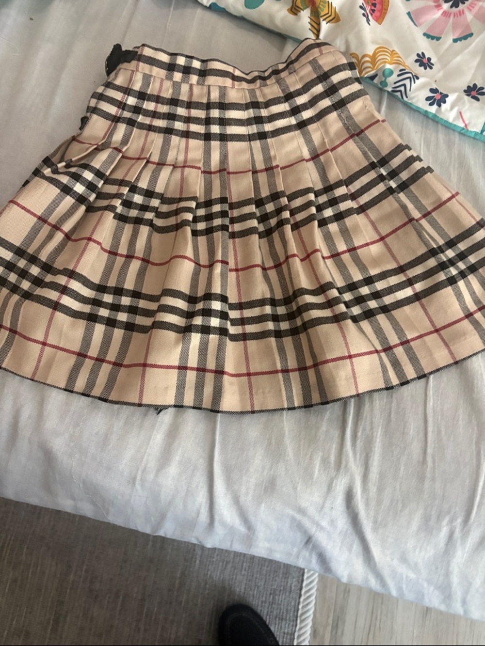 Burberry Kids Pleated Skirt 7,8 years